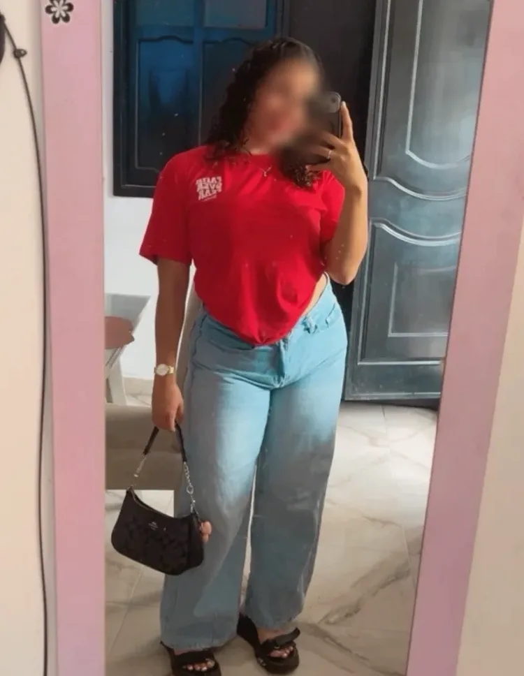 Alena, 24